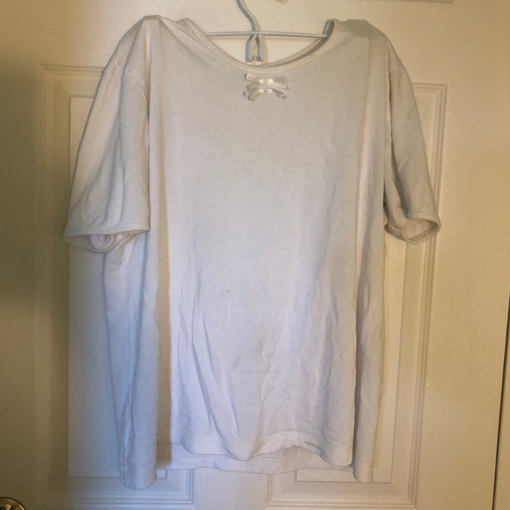 Vintage White High Neck Basic Tshirt with Small Bows at Front